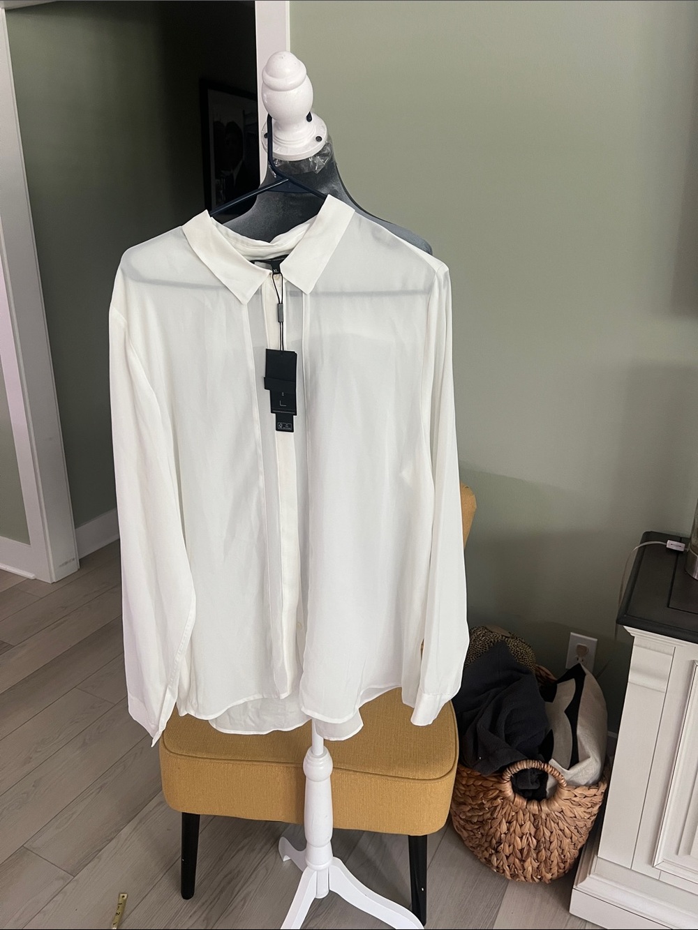 Robert Rodriguez White Sheer Button-Front Blouse